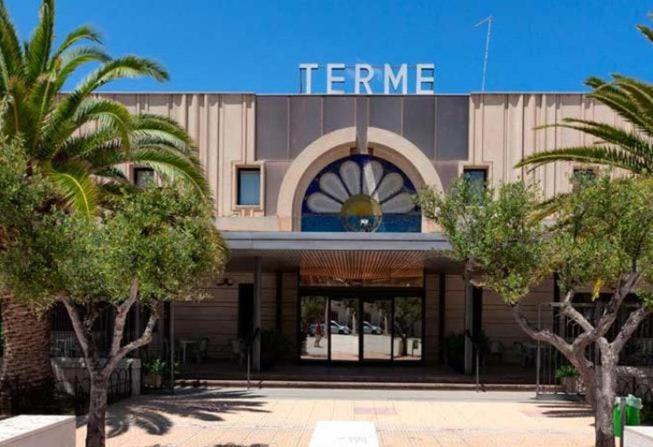 Appartamento Centralissimo Zona Terme Margherita Di Savoia Zewnętrze zdjęcie
